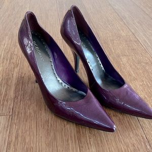 EUC BCBGirls plum patent heels. Size 9